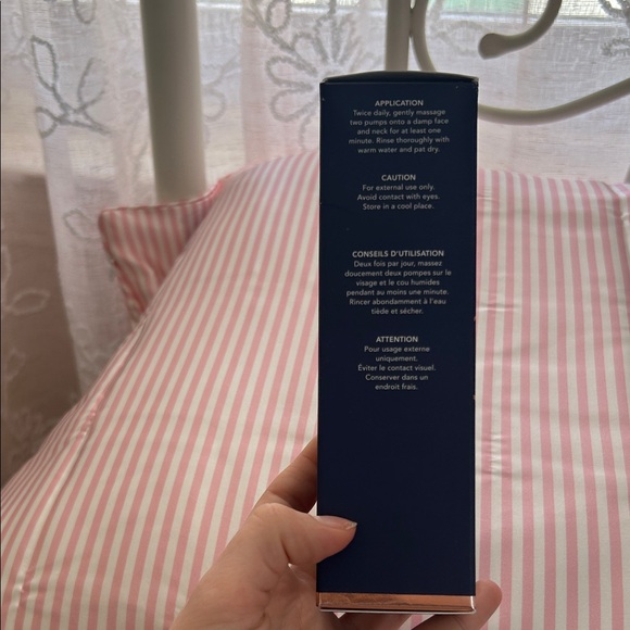 Hydrinity Prelude Facial Treatment Cleanser - Blue - Picture 2 of 4